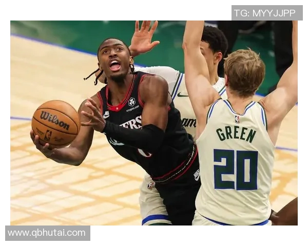 76人对阵雄鹿的精彩赛果分析与比赛亮点回顾